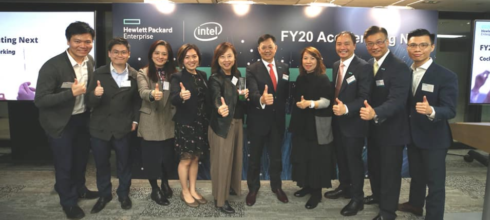 Ingram Micro Hong Kong is awarded the Top Performing Distributor on Hybrid IT by Hewlett Packard Ent